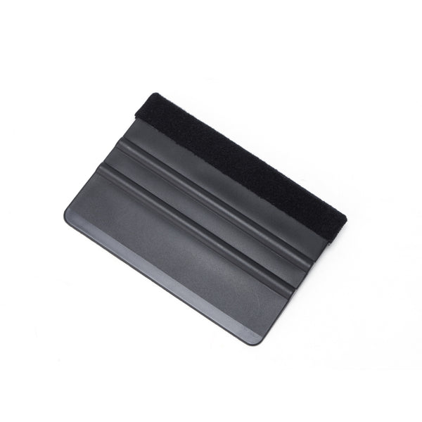 Squeegee - Black - 10 x 7cm with felt edge for smooth vinyl application, ideal for household and DIY cleaning tasks.